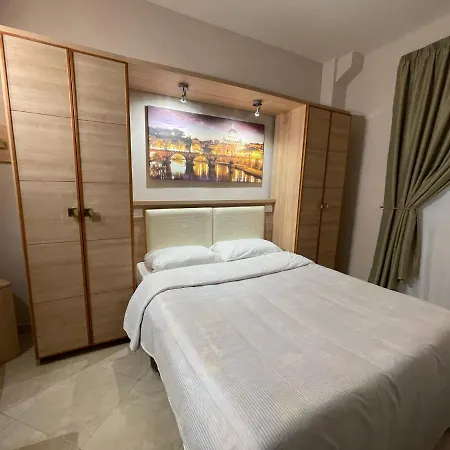 Spqr Bed & Breakfast 3*